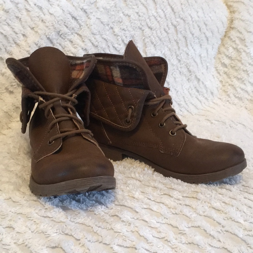 Ankle boots
